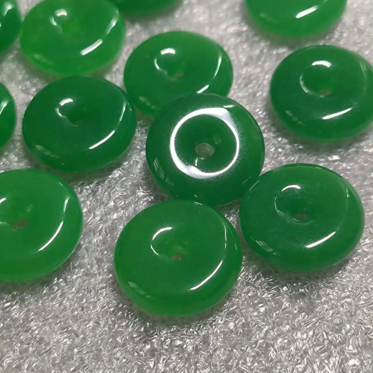 5pcs/lot natural jade jadeite safety buckle pendant wholesale dark green Simple Fashion Ladies Jewelry accessories gem amulet