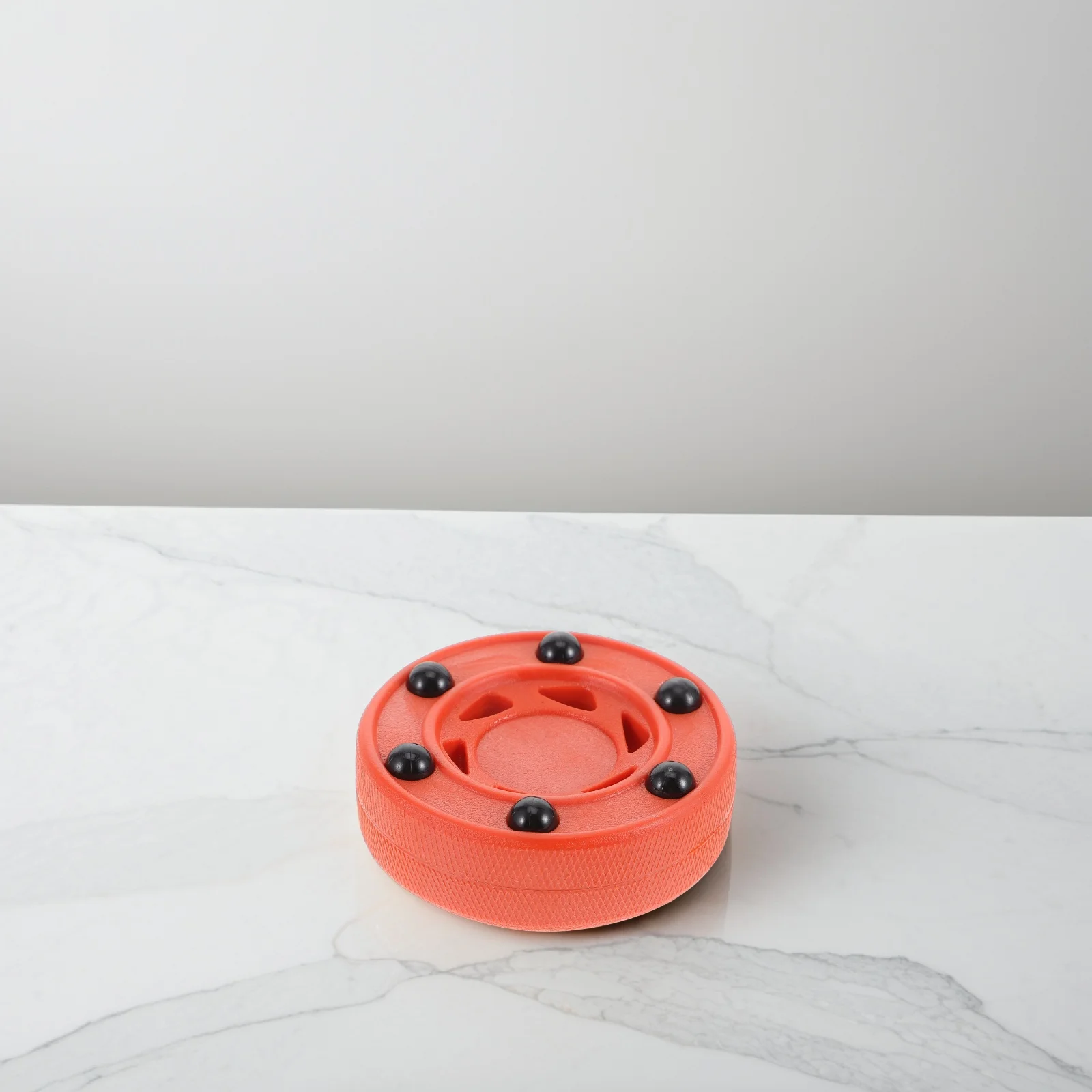 

Roller Hockey Puck for Practicing Training Professional Game Inline Shockproof Core Material High Impact Nylon