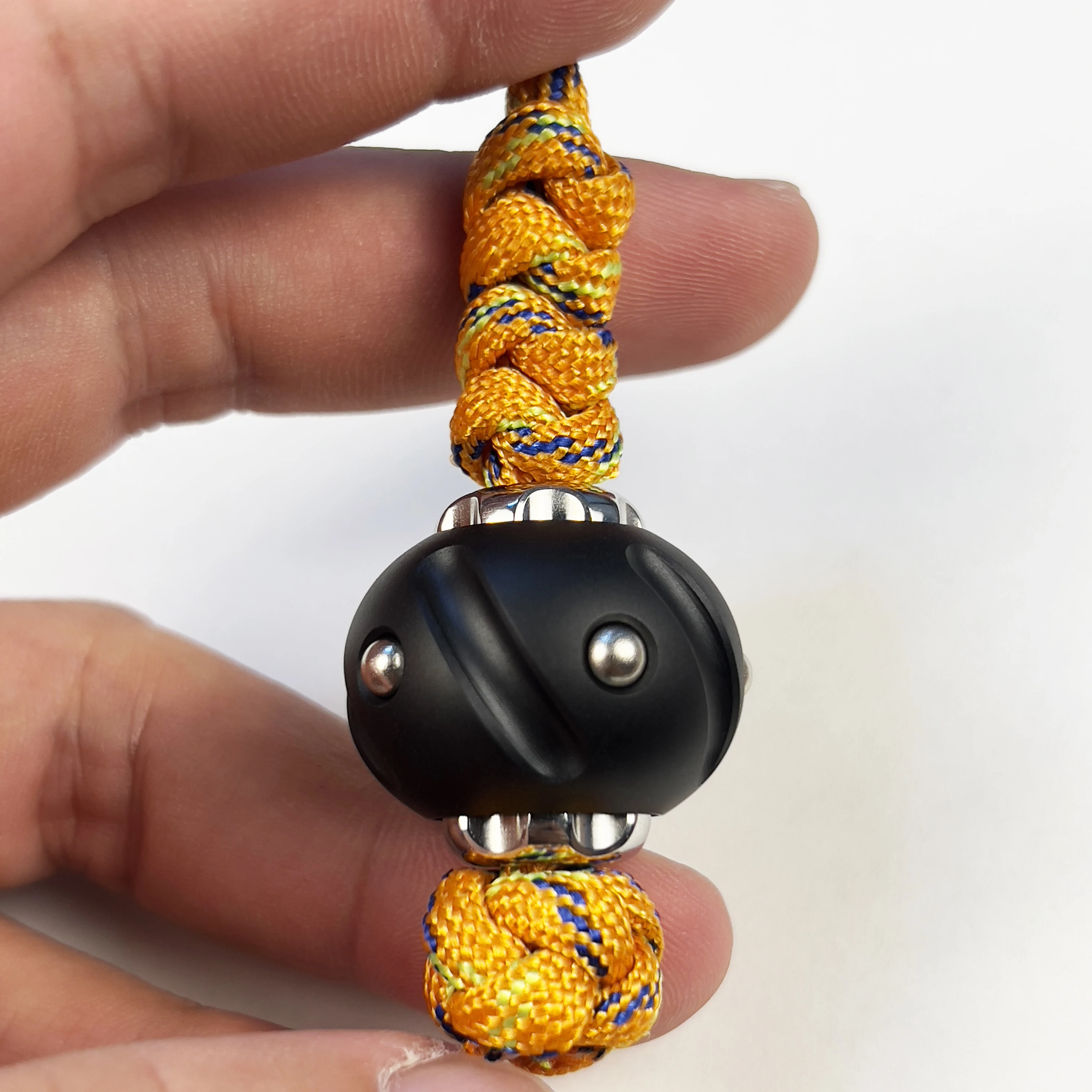 Foye EDC Meteor Hammer Coltello Ciondolo Push Card Acciaio inossidabile 304 Pezzo sospeso Giroscopio con punta delle dita Giocattolo Decorazione Articolo