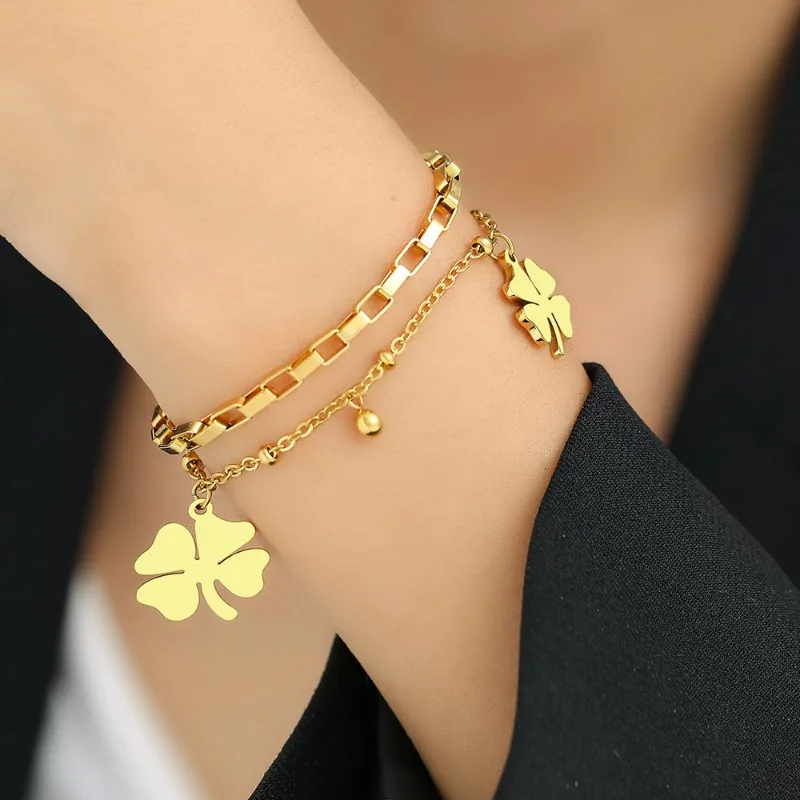 INS Four-leaf Clover Pendant Court Style Girl Double-decker Fashion Bracelet Does Not Fade Titanium Steel Jewelry