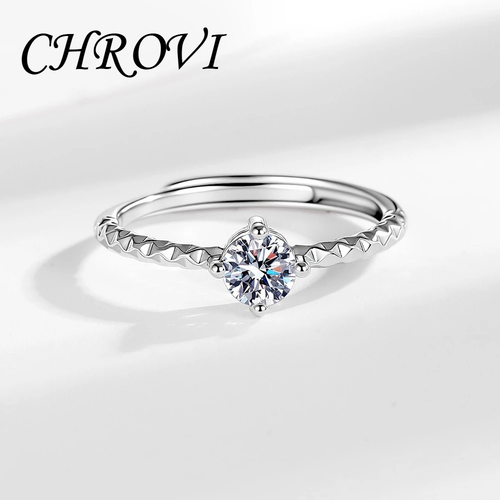 Exquisite 925 sterling silver new diamond-shaped ring, trendy and versatile, featuring moissanite stones.