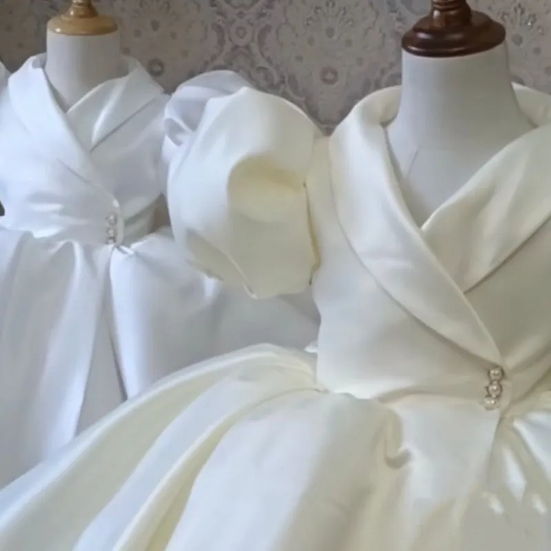Bubble Sleeve Little Girl Princess Dress Winter New Satin Childrens Birthday and One Year Old Flower Girl Dress