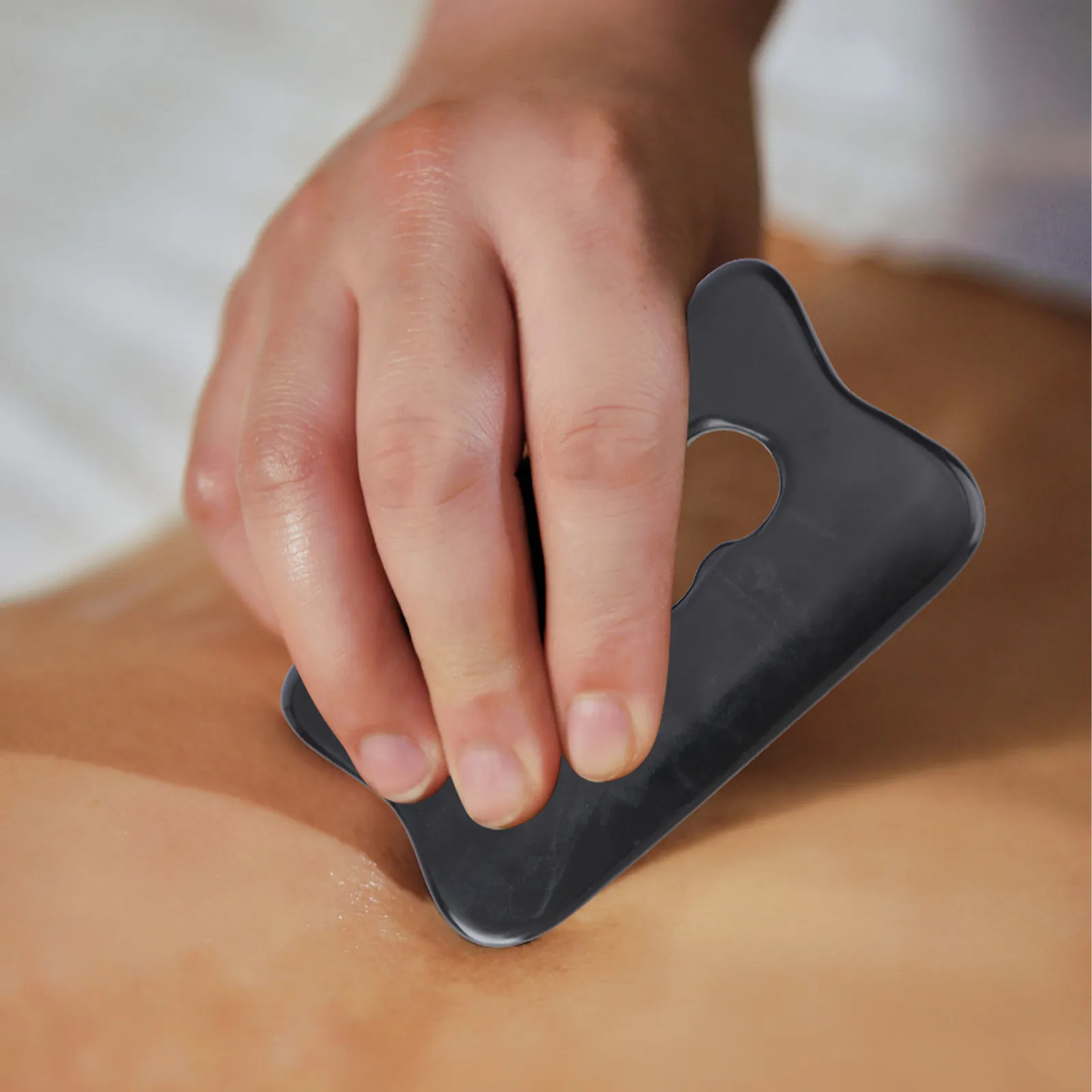 

Массажная доска Гуаша из натурального черного камня Бянь: гладкая, безопасная для кожи, эргономичный дизайн для профессионального и домашнего использования, для массажа лицевых мышц