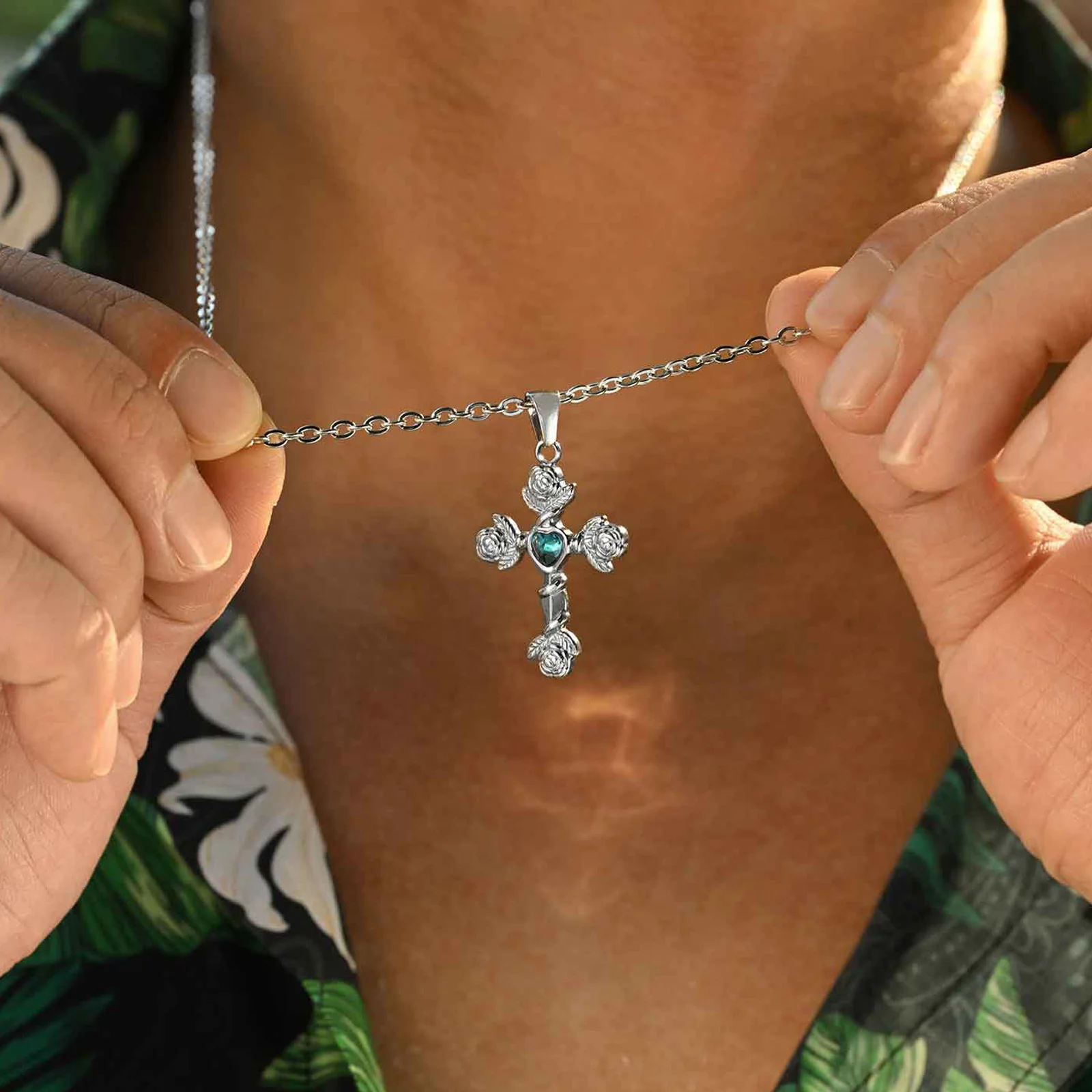 

Gothic Rose Cross Necklace for Men Boys,Stainless Steel Blue Black Heart Zircon Pendant,Birthday Party Gift