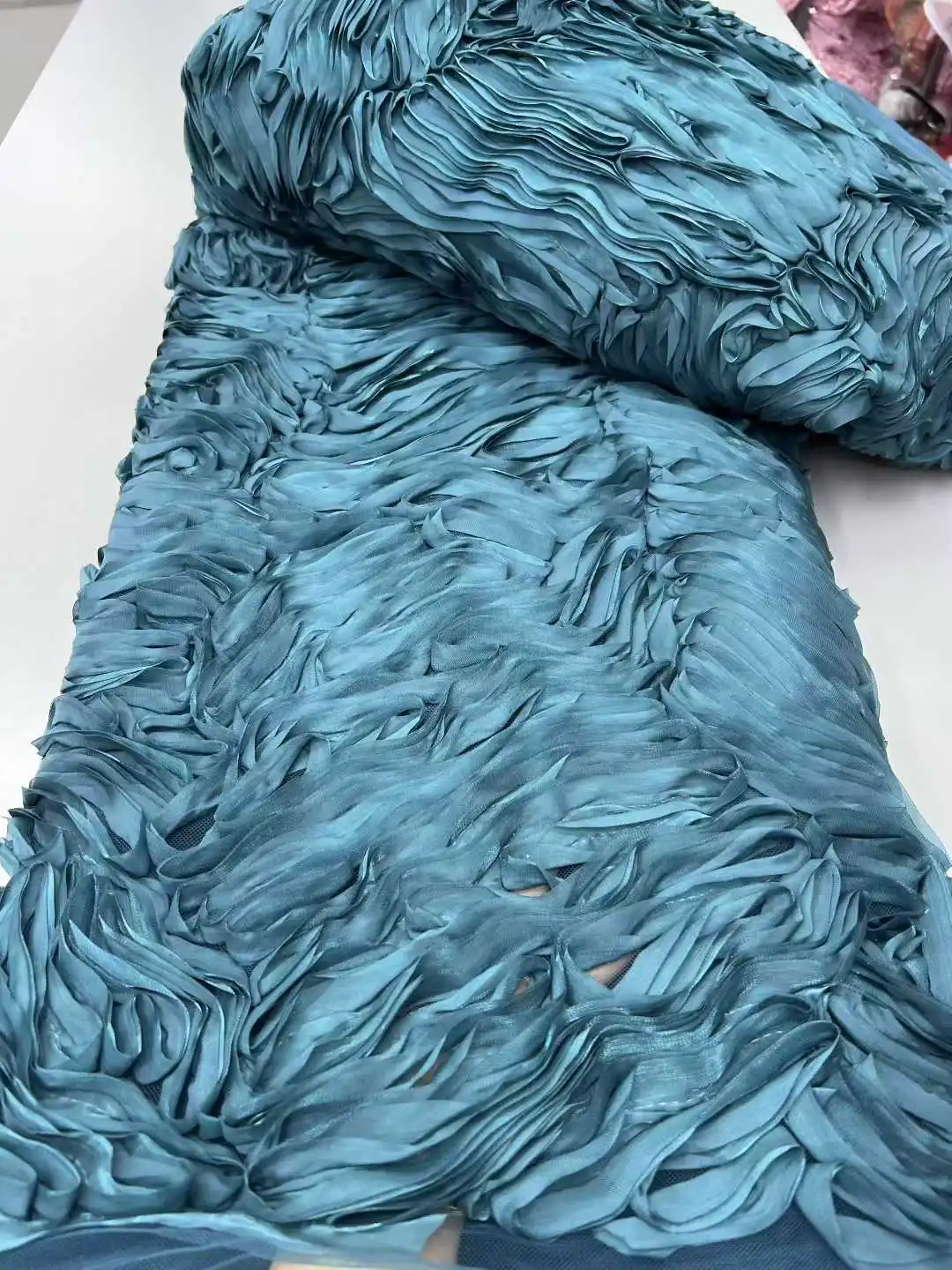 アフリカの3Dフラワー生地 5ヤード 2025年 高品質 刺繍入り フランス ナイジェリア メッシュレース生地 結婚式 パーティー ドレス 女性用
