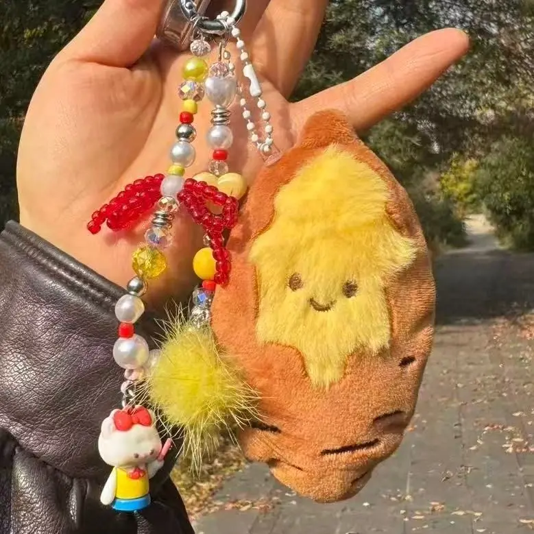 Plush Sweet Potato Keychain Stuffed Toy Bag Decoration Winter Gift for Girls Kawaii Cartoon Pendant Soft Fluffy Charm Present