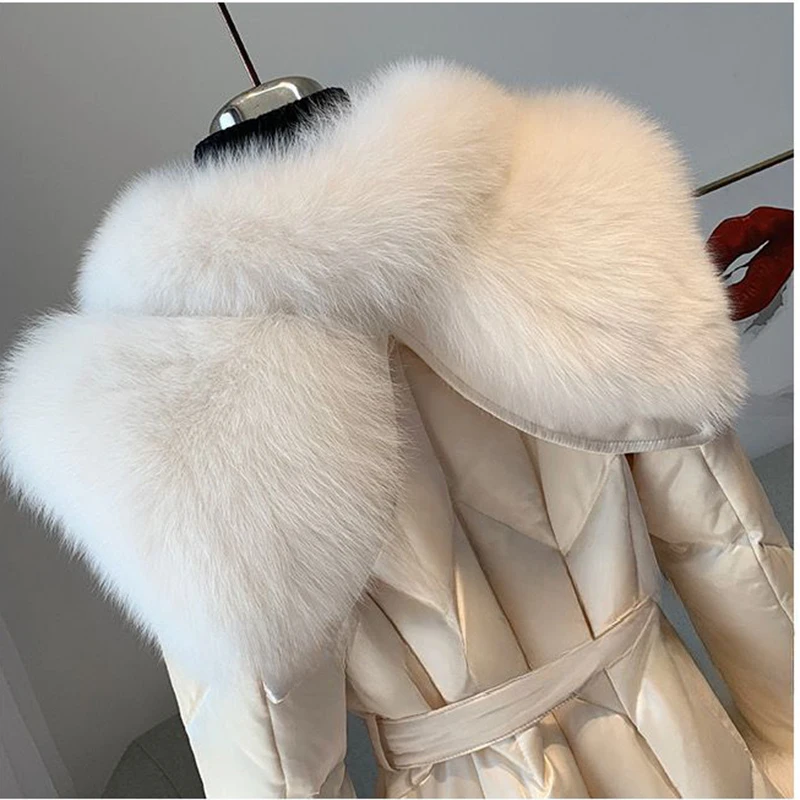 2024 Winter Faux Fur White Duck Down Jacket Women\'s Medium to Long Fashion Light Luxury Coat Pocket Big Fur Collar Ovcercoat