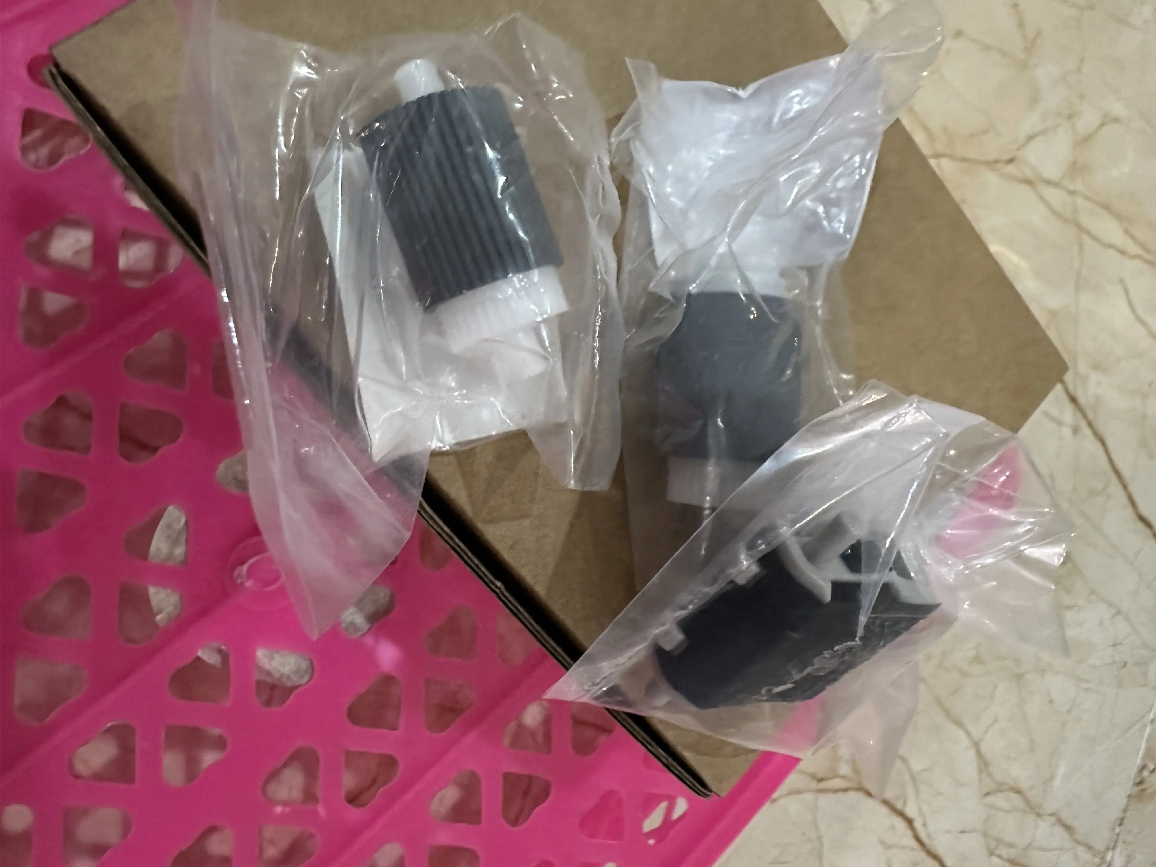 

DADF-AB1MK ADF MAINTENANCE KIT Разделительная накладка ролика подачи захвата для Canon 2520 2525 2530 2002 2202 2204 2016 2020 2116 2120