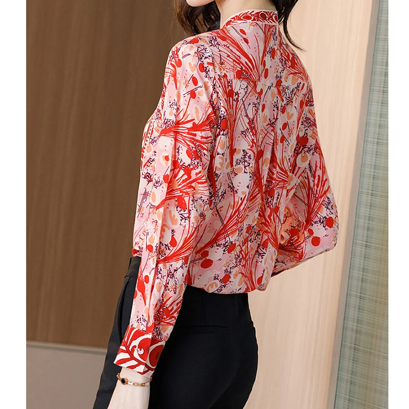 Shirt Women\'s Light Luxury 2023 New V-neck Spring and Autumn Red Fashion Top Foreign Elegant Retro Print Shirt Versatile