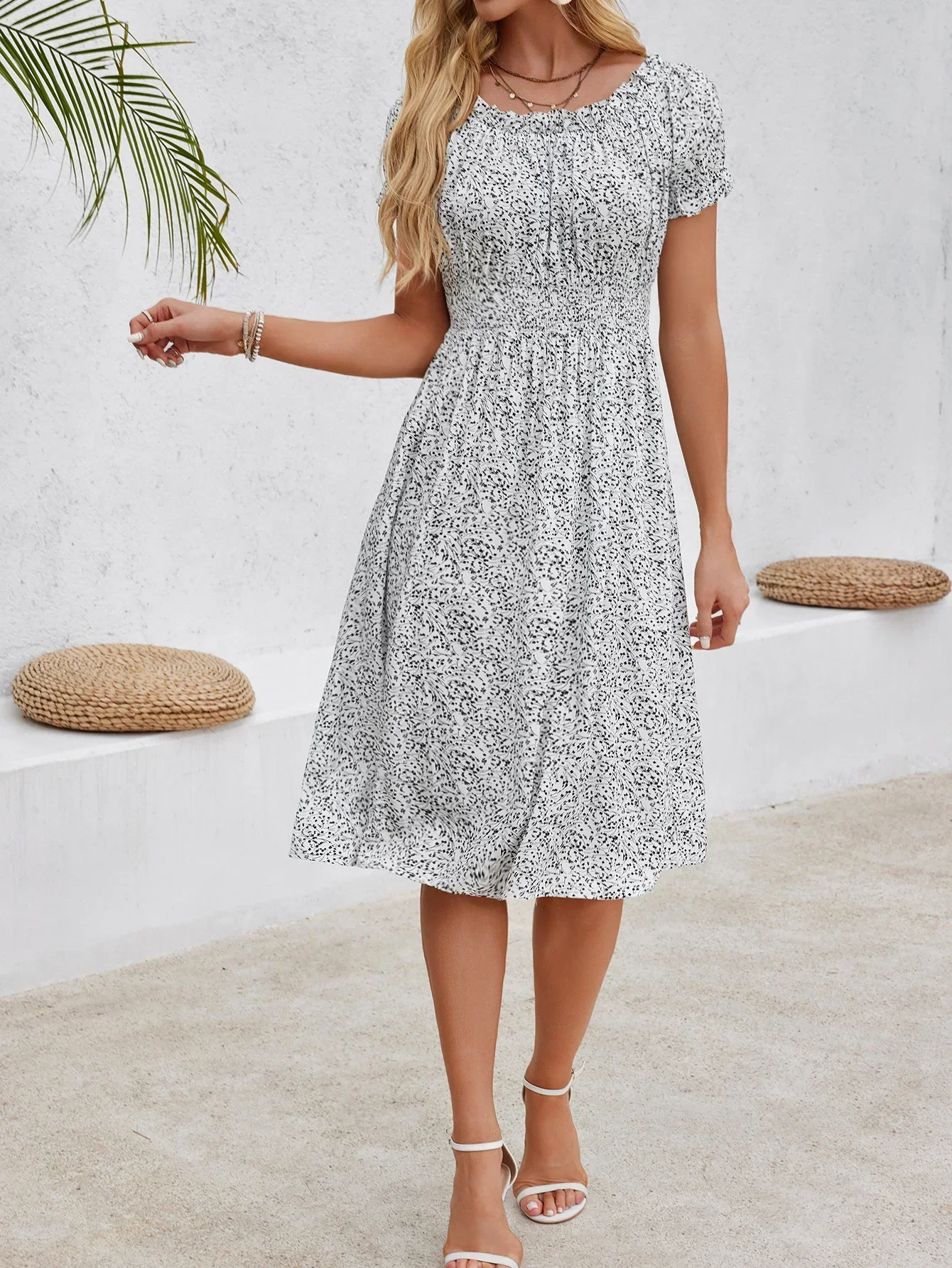 Dresses New Women's Comfortable Casual Floral Dress Short sleeved Round Neck Sexy Bohemian Beach Dress