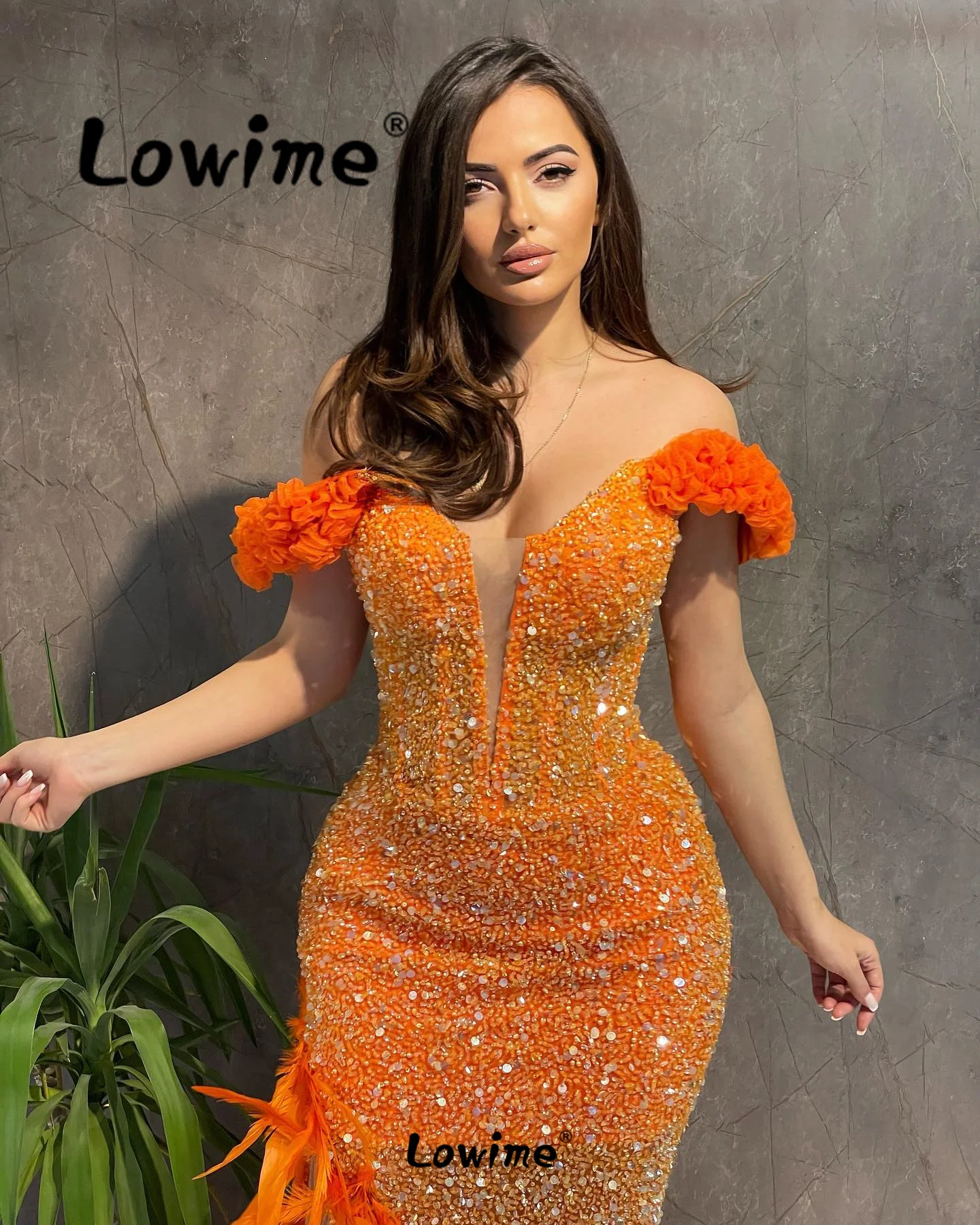 Robes De Soirée Orange Mermaid Prom Dress Feathers Celebrity Dress Split Side Long Party Dress Off Shoulder Arabic Evening Gowns