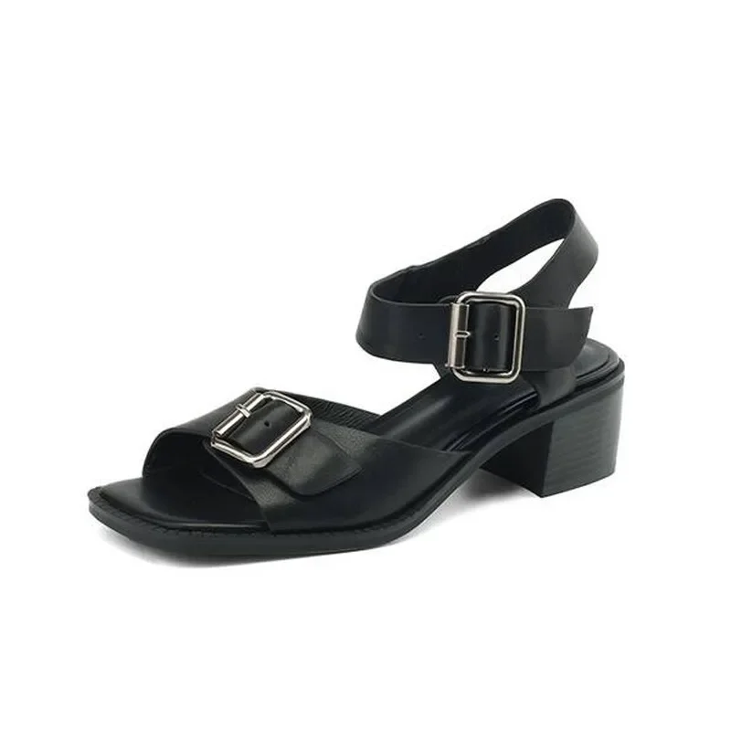 

New Roman sandals with breathable for commuting and work simple and comfortable design,