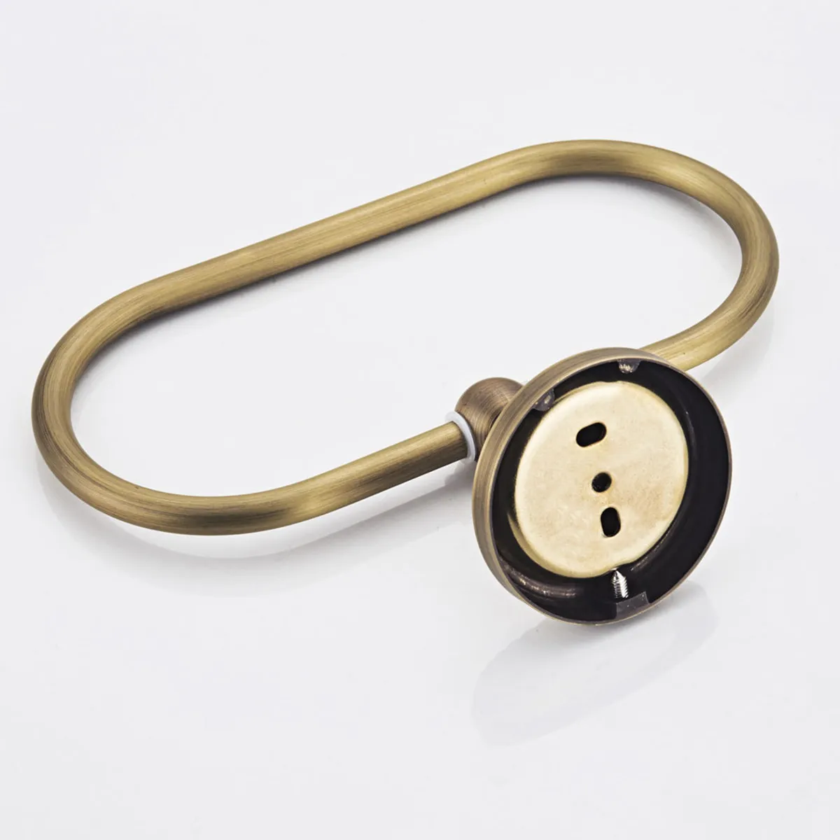 

Bathroom Towel Ring Wall Mounted Rust Proof Metal Towel Holder Compact for Kitchen Bathroom Storage Solution