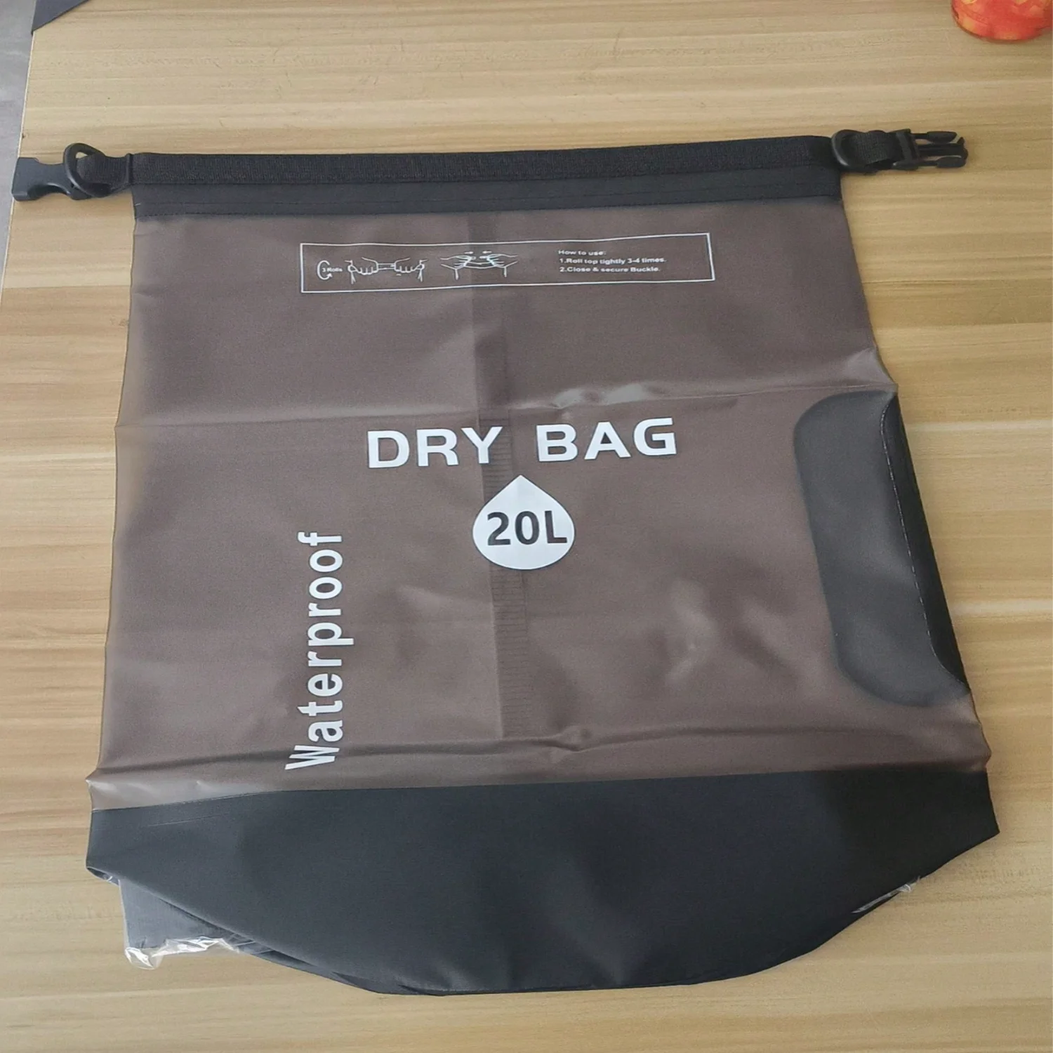 1Pc 20L Waterproof Dry Bag Outdoor Drifting And Swimming Equipment Dust And Waterproof Bag, Backable And Livable Ultra Light Wat