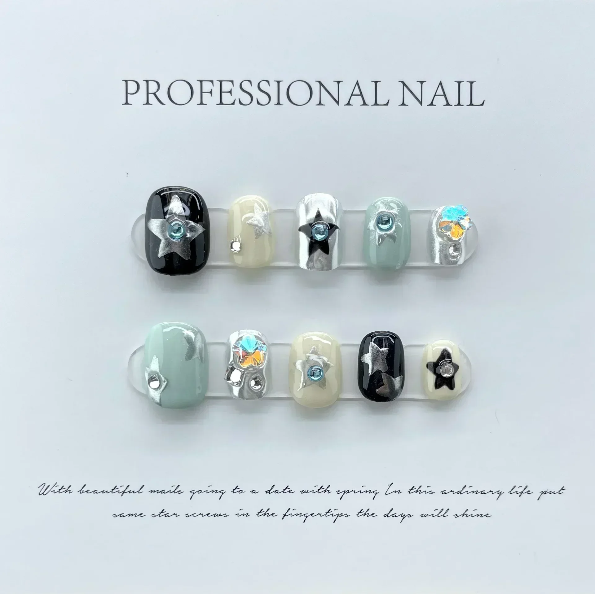

10Pcs Handmade Gothic Short Press on Nails Rhinestone Round Manicure Decoration Wearable Full Cover with Design Acrylic Nail Tip