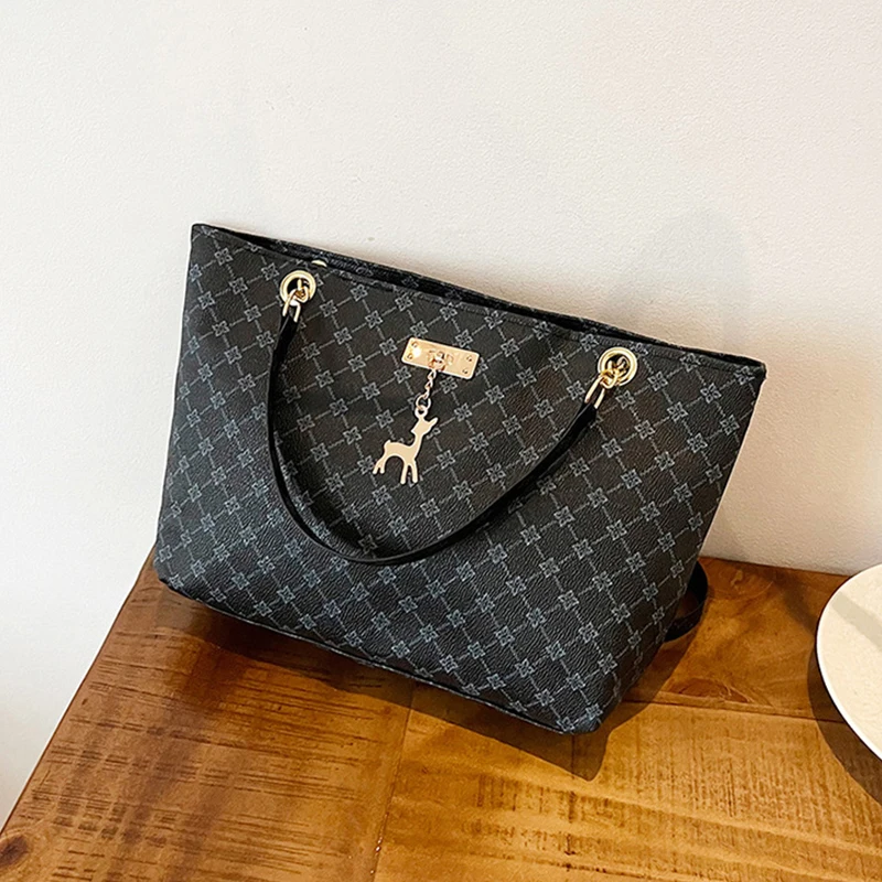 Women's Large Capacity Fashion Tote Bag Luxury Design Handbag Trendy Shoulder Purse with Printing Pattern for Shopping