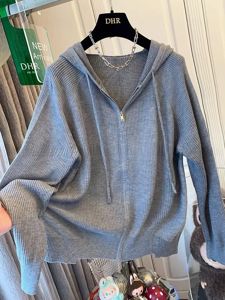 

Очень большая свободная верхняя одежда с капюшоном и молнией в европейском стиле 300-мешочке, топ с открытым кардиганом ранней осени