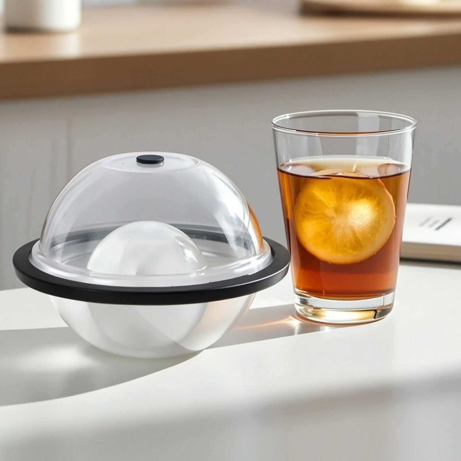 Leakproof Beverage Container Clear Spherical Cup with Silicone Straw Hermetico Globe Drink Holder for Summer Cocktails view 5