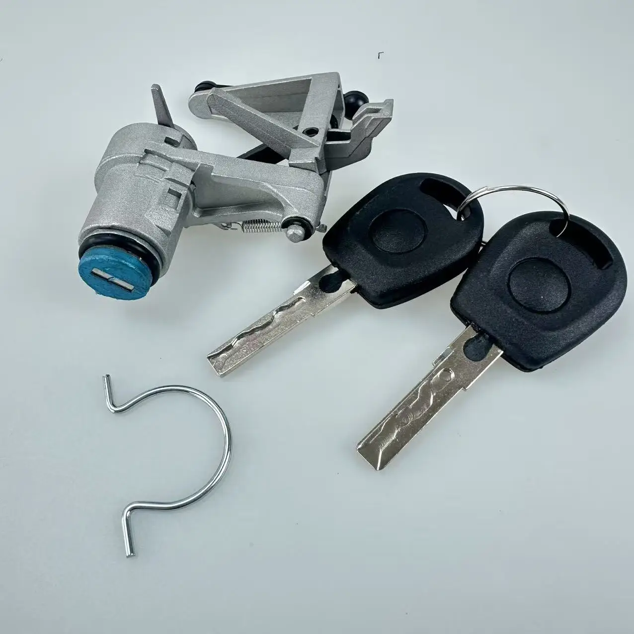 6Q6827297G 6Q6827565E Car Rear Door Lock Core with Rear Luggage Lock Key Suitable for VW POLO 2002-2010