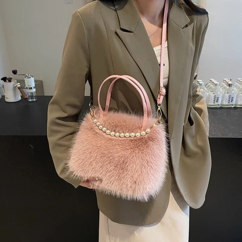 

Сказочная сумочка с жемчужной цепочкой, плюшевая маленькая квадратная сумка для женщин, модная элегантная сумка через плечо, осенне-зимние универсальные сумки