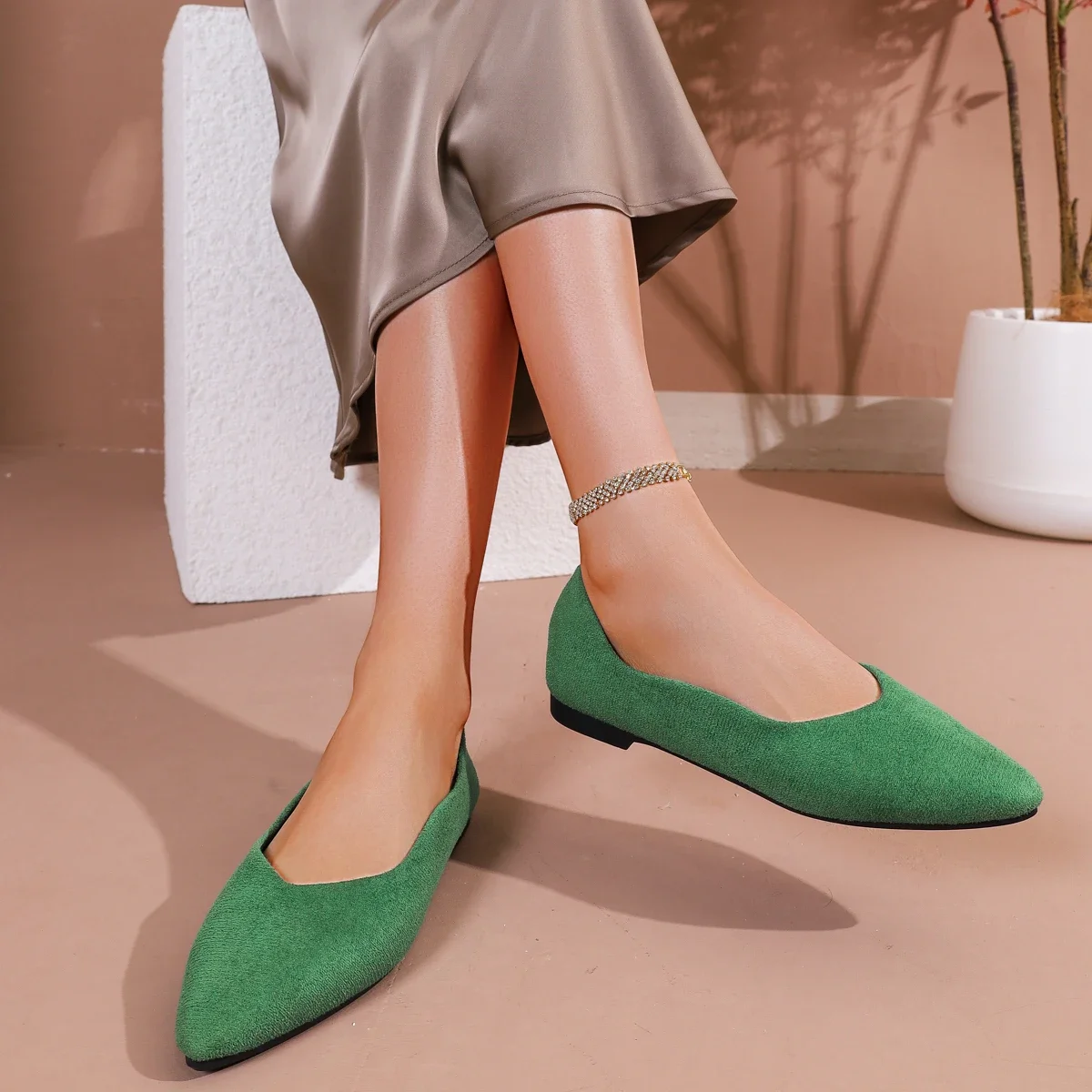 Frühling Herbst Grüne Wildleder Damen-Flachschuhe Modische Spitze Bequeme Rutschfeste Büro-Damenschuhe – Detail 5