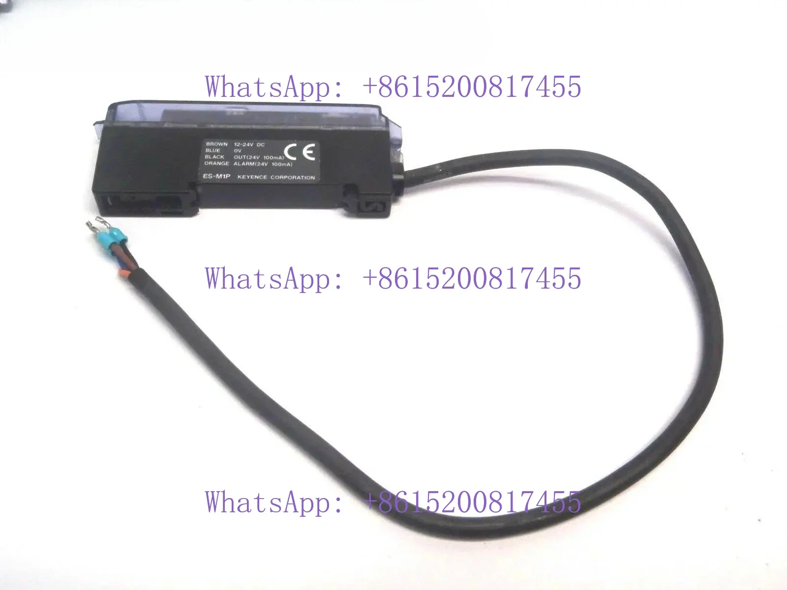 FS-V34 digital fiber optic sensor NPN output light intensity detection mode with automatic preset value tracking function