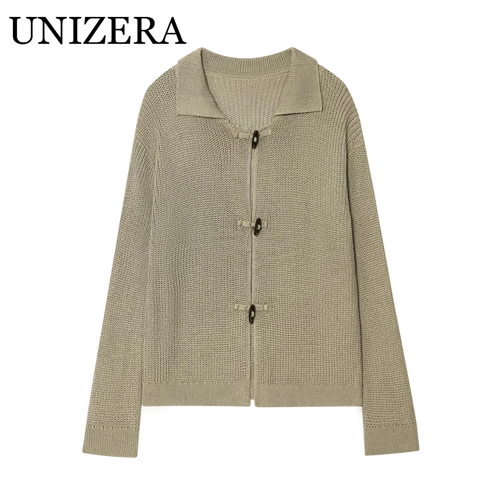 

Autumn new women's casual college style cow horn button sweater knitted cardigan