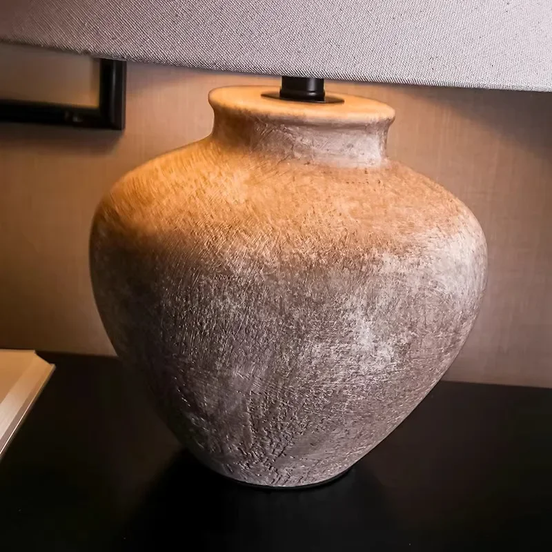 Retro Ceramic Desk Lamp, Warm Glow for Living Room & Bedroom, Mid-Century Modern Table Light