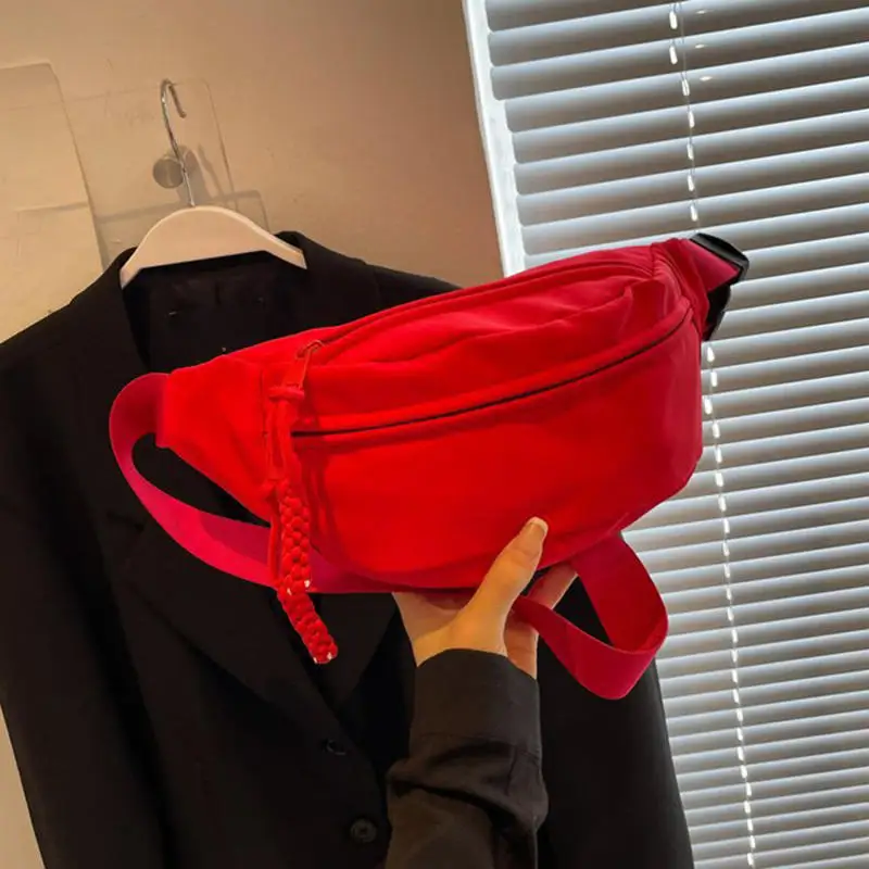 

Ladies' Casual Diagonal Cross Bag Fashionable Sports Niche Versatile Banana Bags Solid Color Canvas Chest Bags