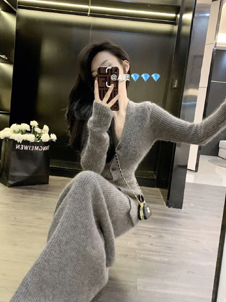 Winter Women\'s Knitted 2 Pieces Casual V Neck Women Coat Long Sleeve Sweater Suit Vintage Two Piece Set High Waist Skirt Women