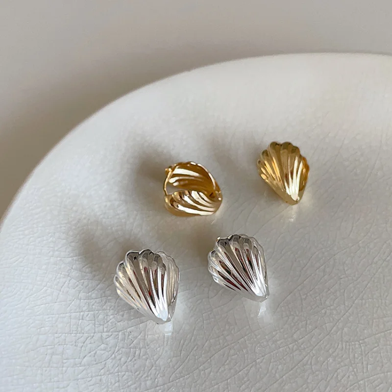 ALLNEWME Unique Design Gold Silver Color Metallic Shell Shape Stud Earrings for Women Geometric Statement Earring Party Jewelry