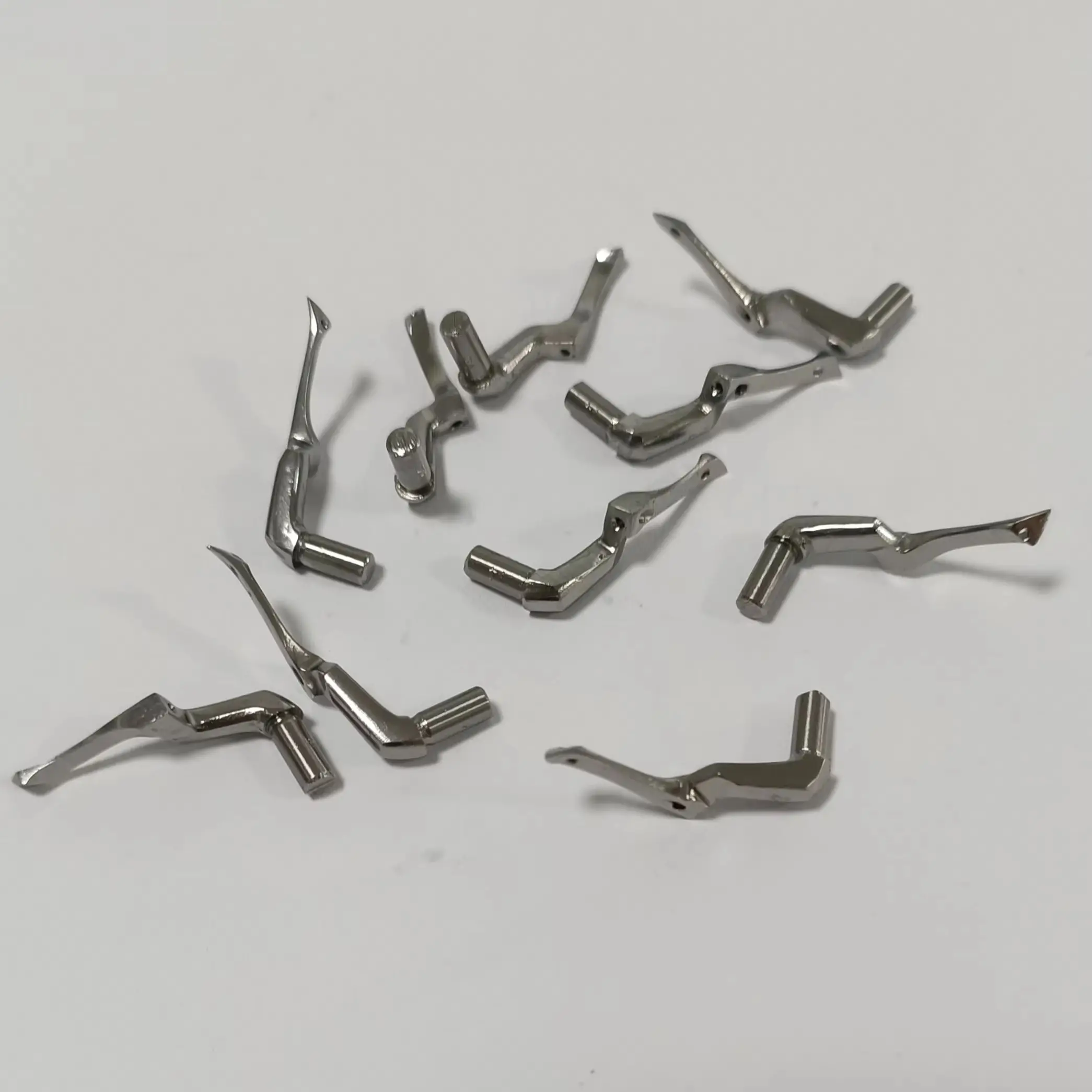 

(10 шт.) Верхний петлитель 119-91403 для швейных машин JUKI MO-2516 MO-3600, запчасти