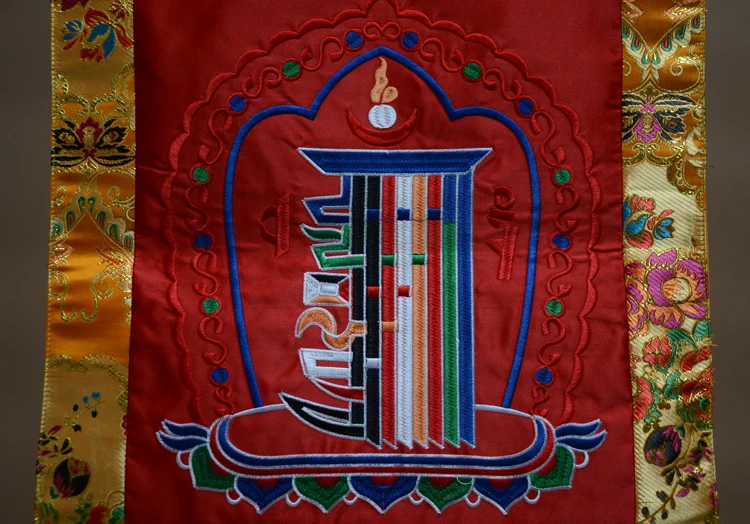 Wholesale Buddhist supplie HOME family Effective WALL talisman Kalachakra Altar embroidery Thangka painting