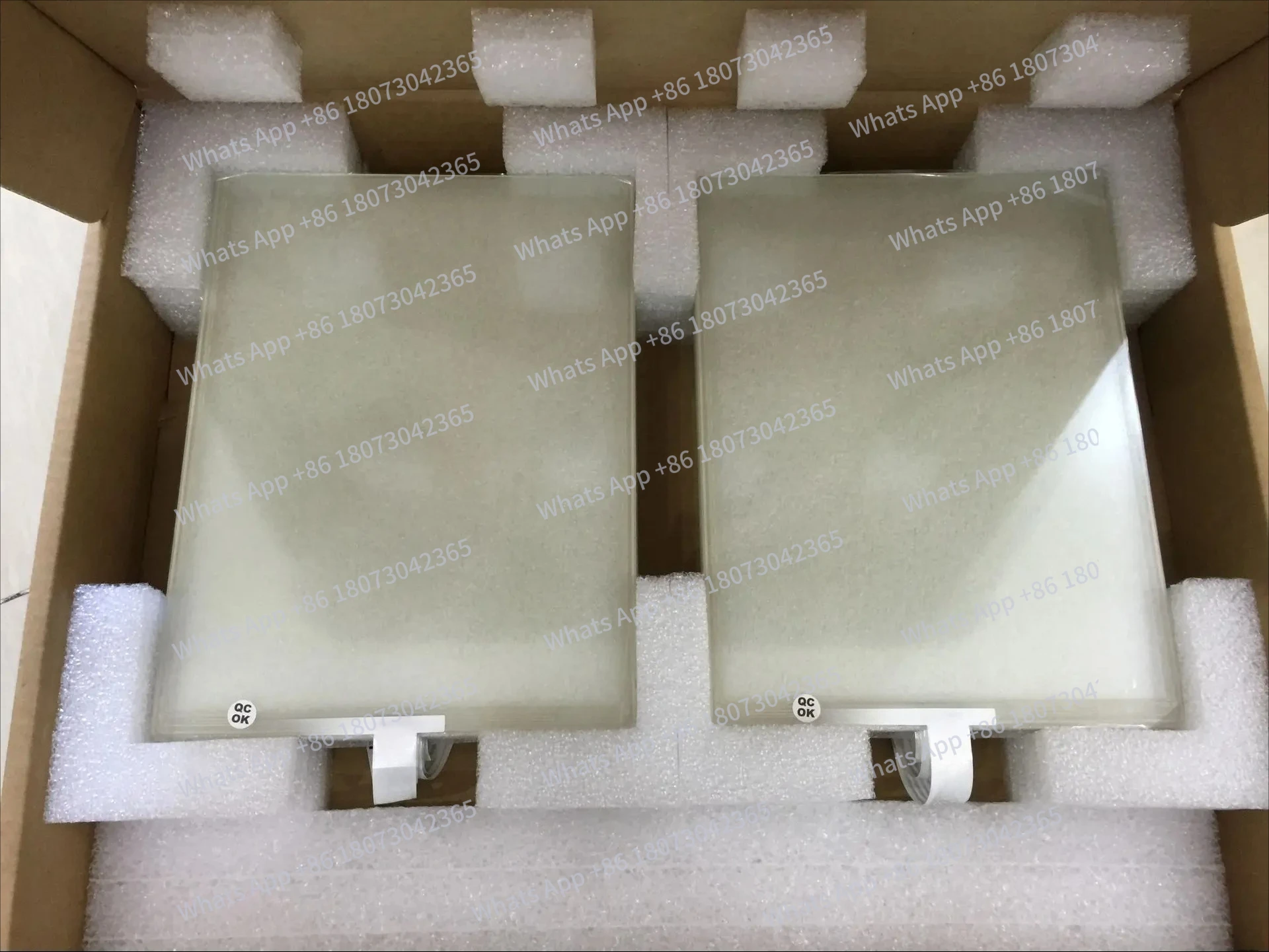 

AT-080F-5RB-004N-18R-150FH Touch screen