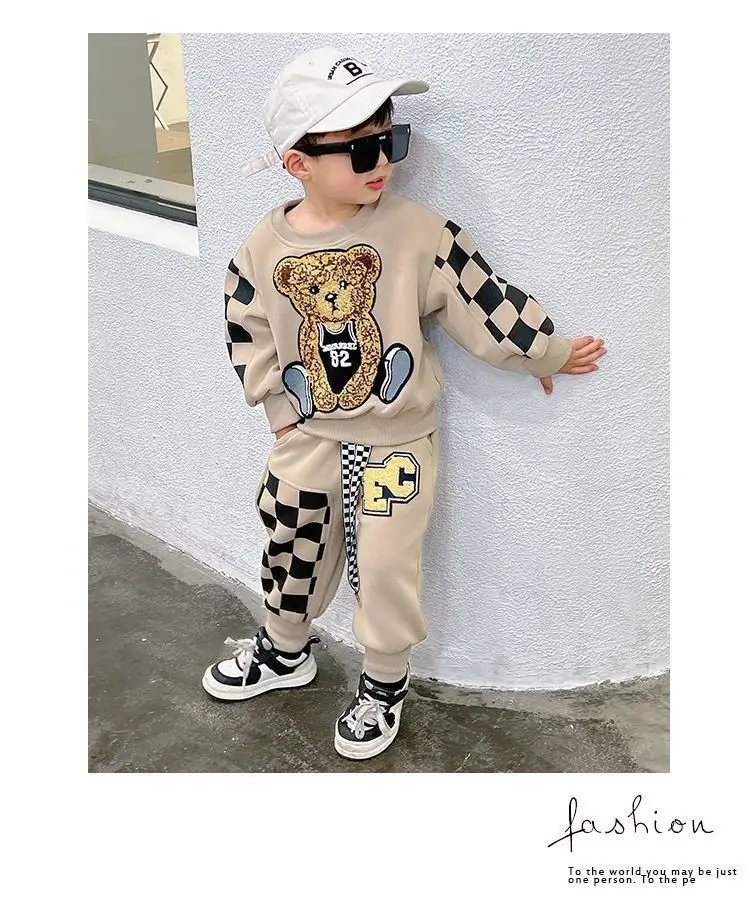 2026 Herbst Zweiteiliges Set mit Cartoon-Print Fleece-Hoodie und langer Hose für Neugeborene Jungen im Herbst und Winter – Detail 10