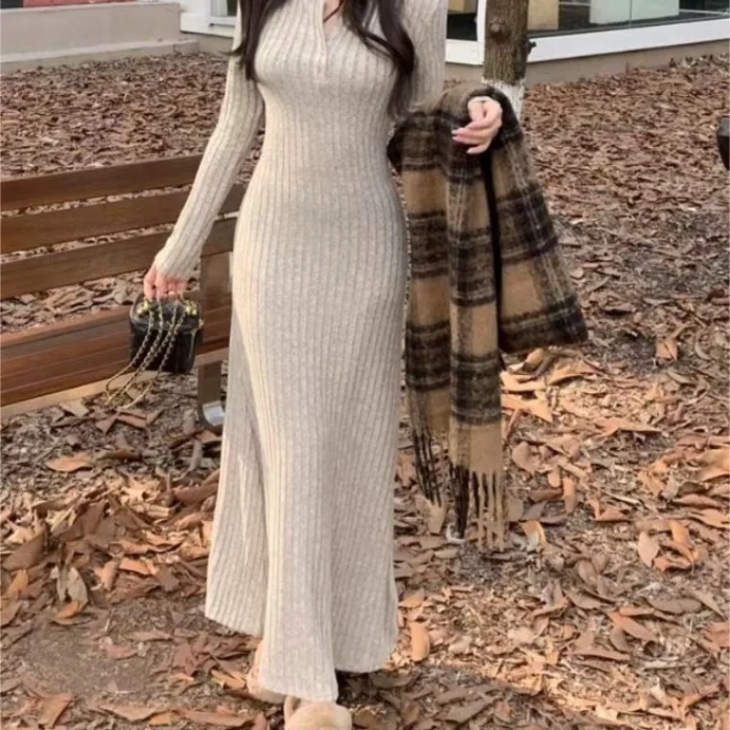 Damen-Maxikleid mit halbem Reißverschluss, geripptem Strick, langen Ärmeln, schmaler Passform, figurbetont, einfarbig, langes Partykleid