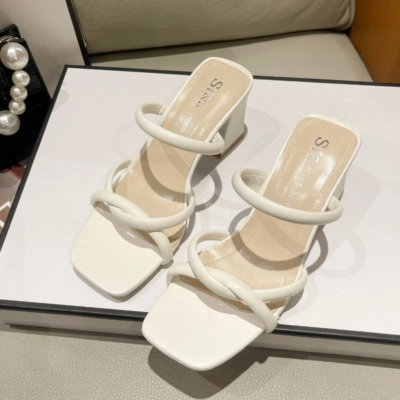 Summer New Fashion Square Toe Square Heel Comfortable Open Toe Sandals Thick Heel Sexy Elegant Fashion Fashion SlippersNO: 2180