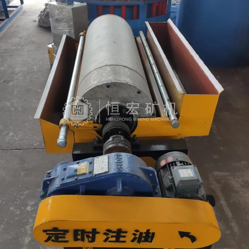 آلات التعدين ذات السعة الكبيرة الرطبة/الجافة من النوع CTS فاصل الطبل المغناطيسي الدائم لفصل رمل خام الحديد