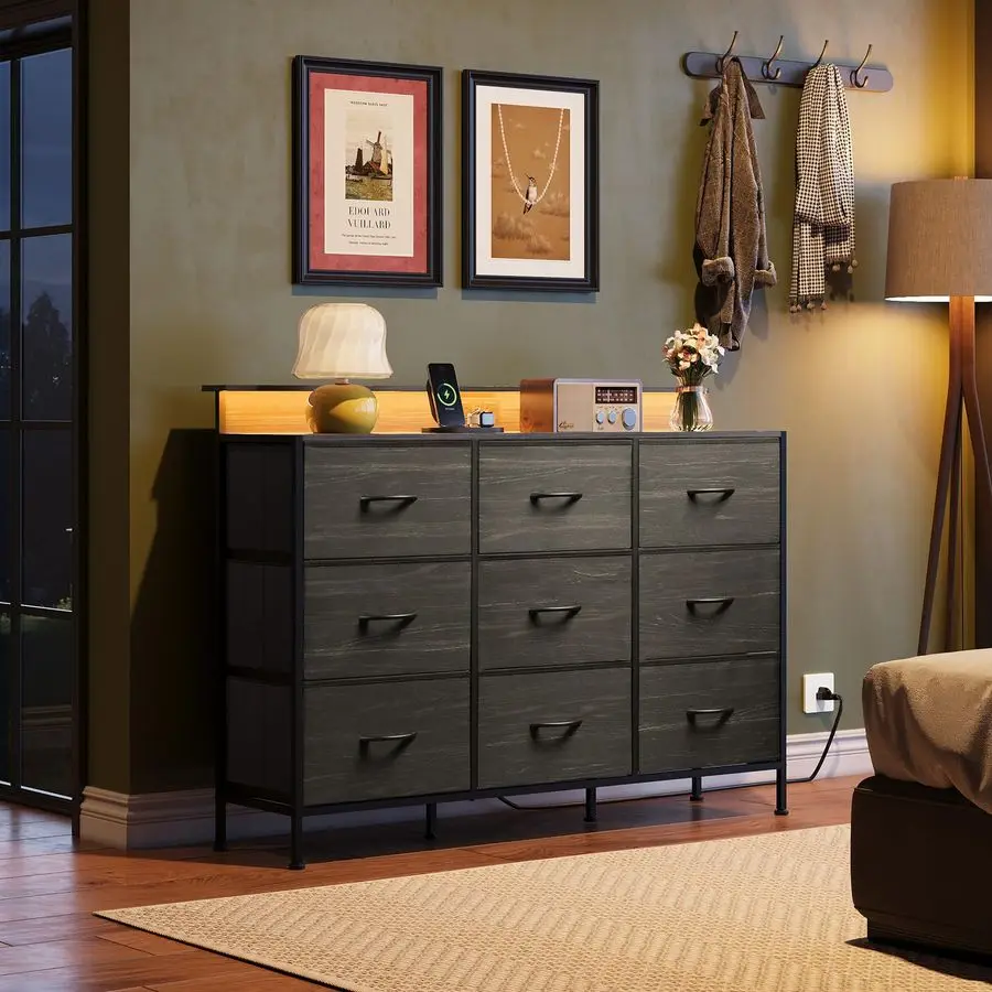 ตู้วางทีวีสีดำสำหรับทีวีขนาด 45, 50, 55 นิ้ว, ศูนย์รวมความบันเทิงพร้อมไฟ LED และแท่นชาร์จ, ตู้ลิ้นชัก