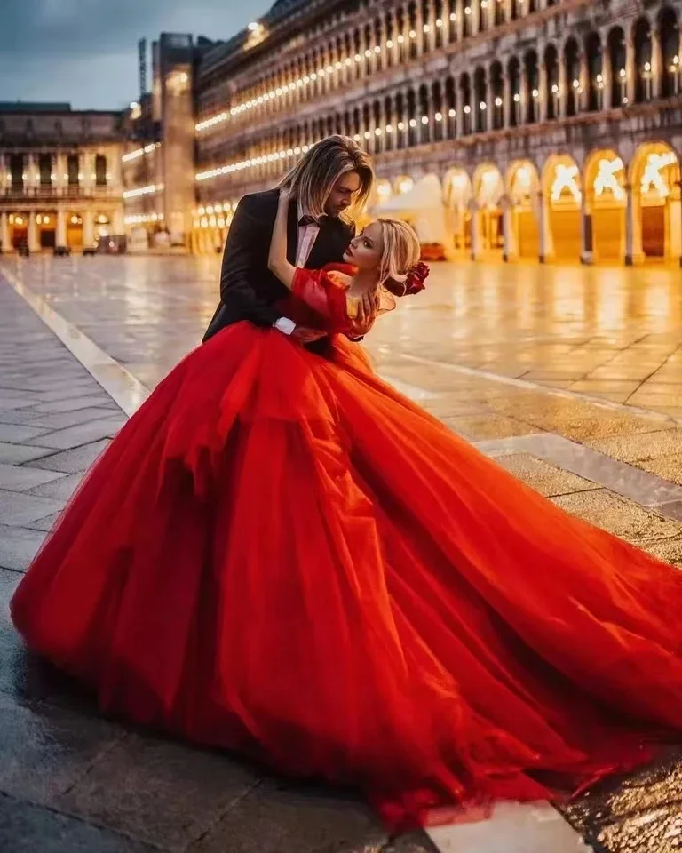 Robe de Quinceanera rouge personnalisée, robe de princesse Cendrillon, dentelle, 15 ans, charmante jupe personnalisée, fête éducative, quelle que soit la salle de bain T