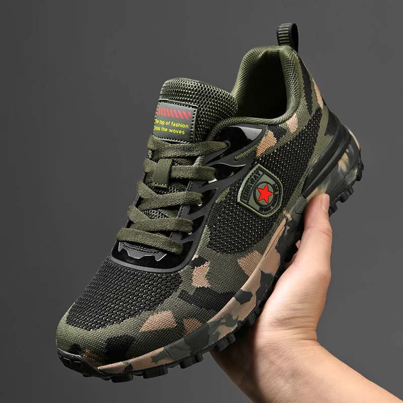 Men\'s lace up camouflage sports shoes, outdoor anti slip hiking shoes, lightweight and breathable running shoes, training shoes