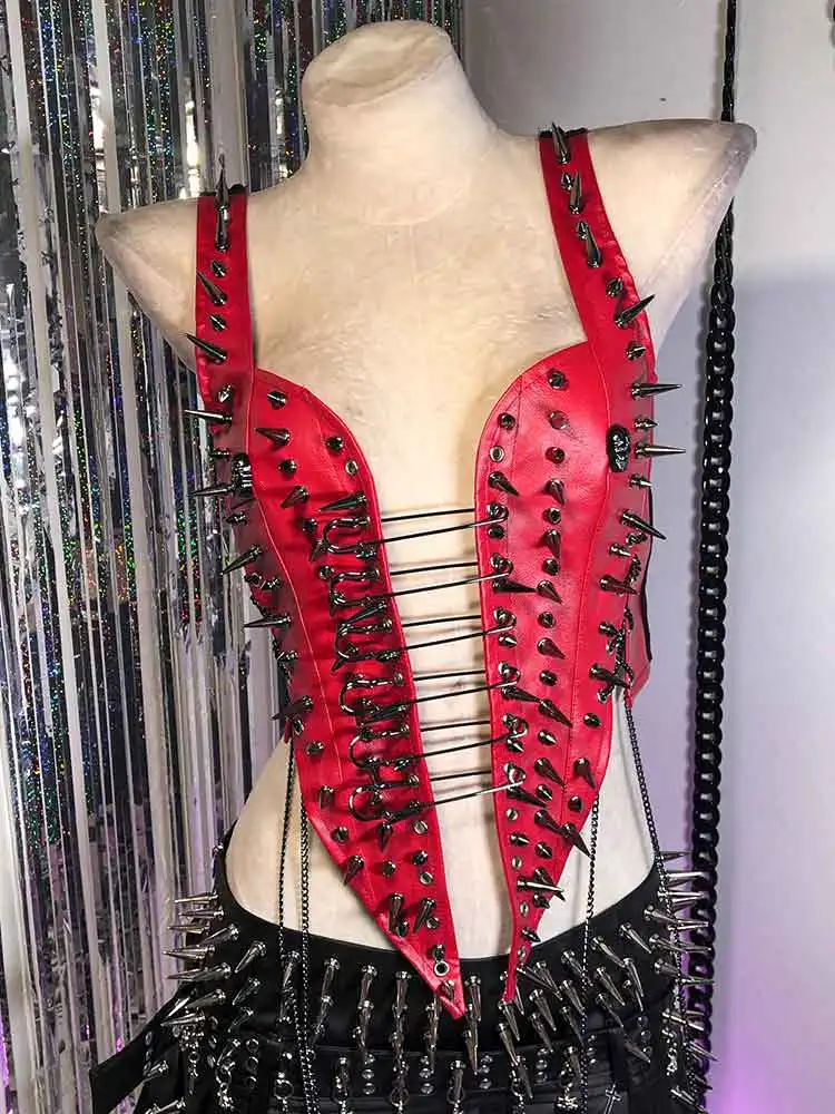 

Топ-майка ручной работы в стиле готика, эмо, ретро 90-х, 80-х, Y2K, панк-рок, кавайи, эко-готика, гранж, DIY, Харадзюку