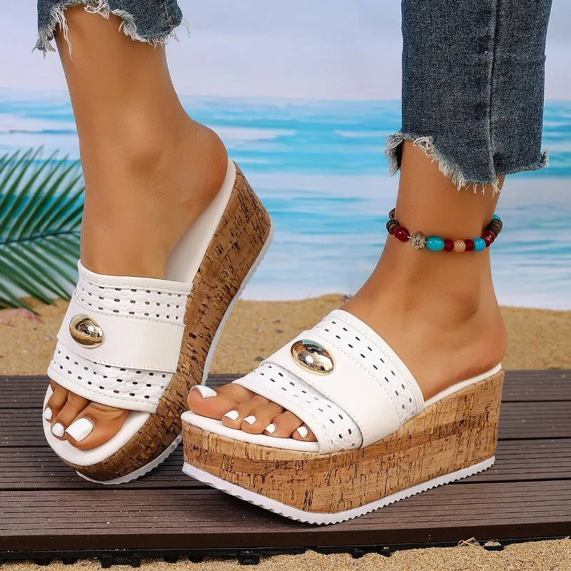 Summer New Metal Decor Hollow Thick Soled Women's Sandals 2026 Fashion Solid Round Toe Wedge Casual Women Shoe  