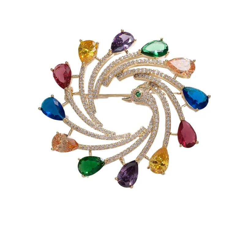 Spilla di lusso leggera Spilla di pavone Phoenix in vero oro con zirconi color gioielli di alta qualità