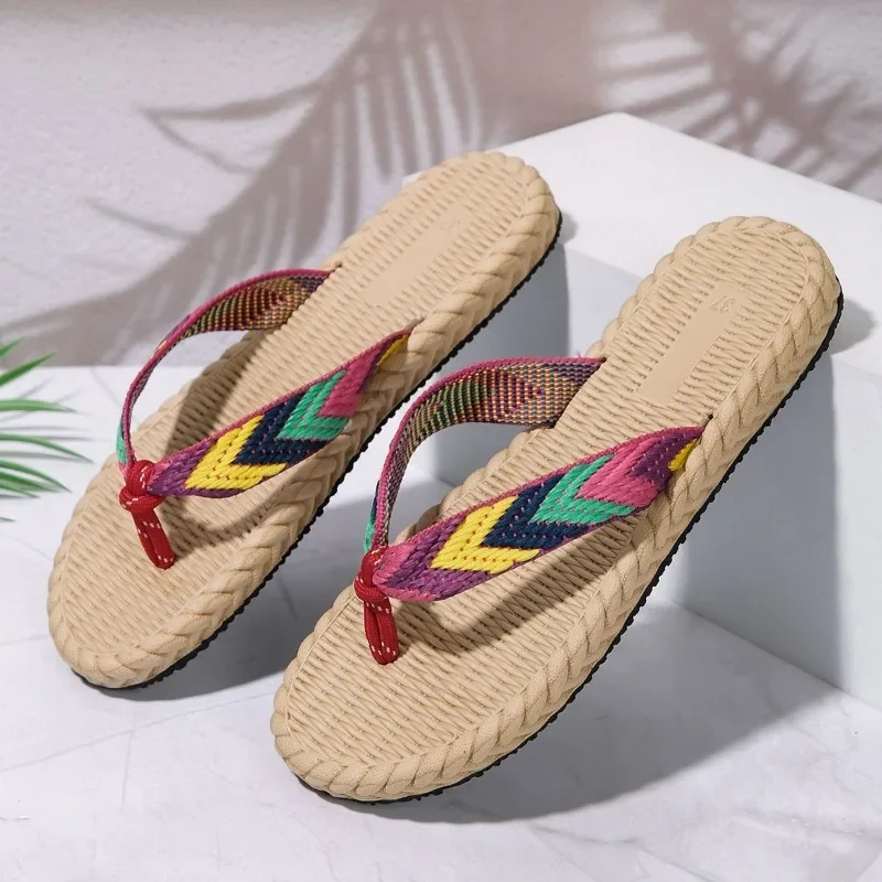 2024 Female Shoes Pinch Toe Women's Slippers Summer Light Outdoor Casual Beach Flat Sandals