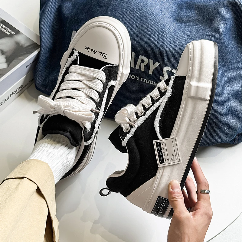 

2025 New Men’s Fashion Sneakers– Hong Kong Style, Chunky Sole, Height Increase, Breathable, Daily Commute & Sports