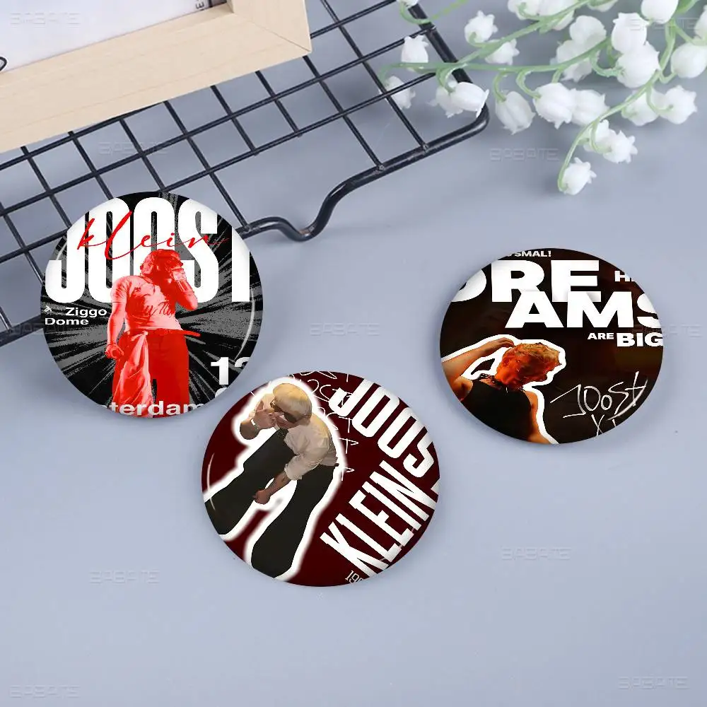 

J-Joost K-Klein Singer Anime 32/44/58MM Customizable Button Pins Cute Funny Creative Badge Jewelry Decor Gifts for Friends