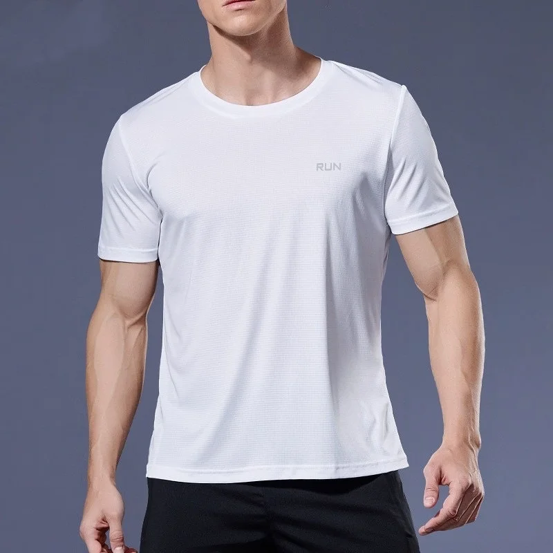 1 Piece Men\'s Short Sleeve Ultralight Athletic T-Shirt: Quick Drying Lightweight Performance For Running, Training, Fitness & Gy