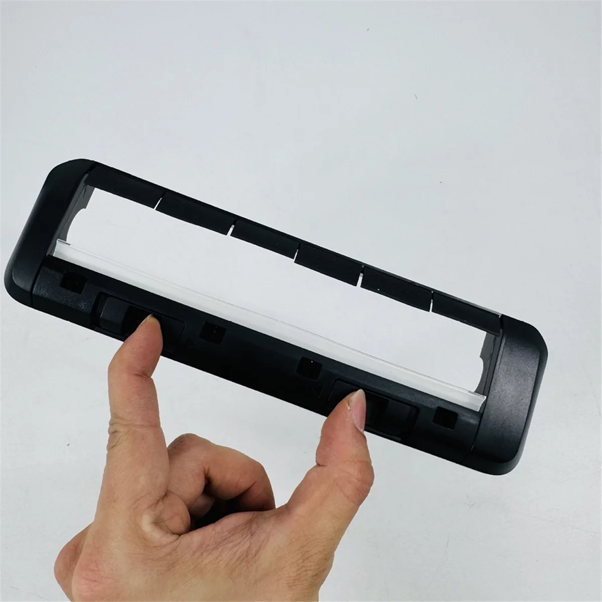 B26B Main Brush Cover for Dreame L10 L20 L3 L40 X30 X40 Ultra Robot Vacuum Cleaner Roller Brush Cover