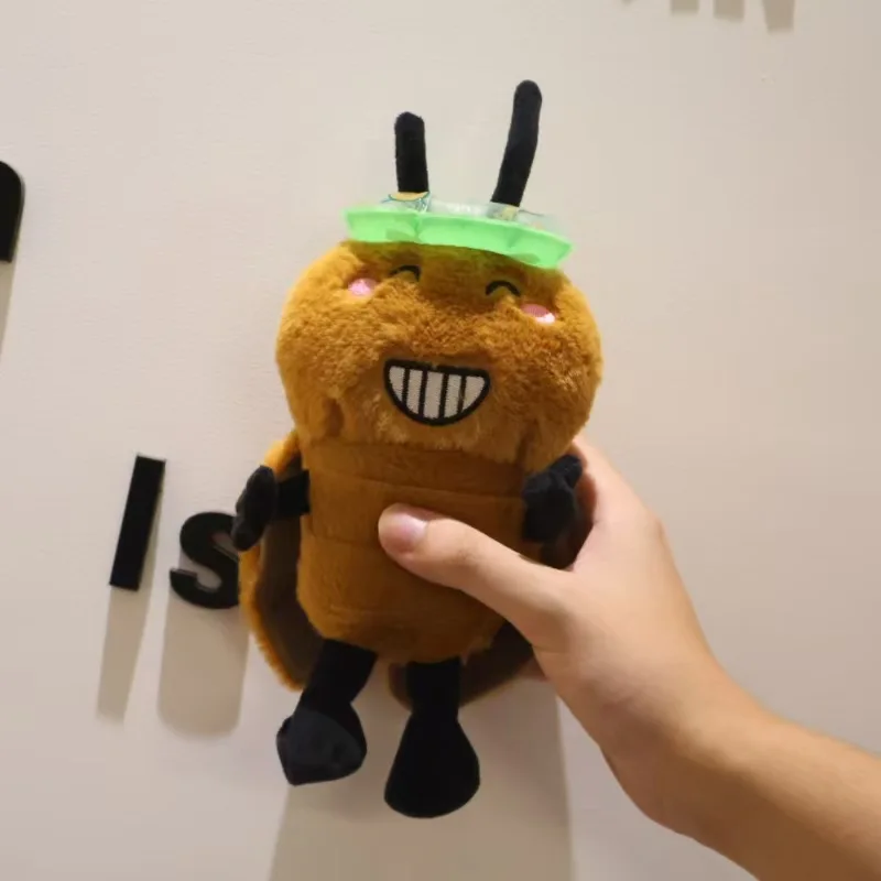 

Cute Scary Coroach Plu Toy Southern Special Small Strong Keychain Hanging Ornament Funny Doll Fabric Art Collectible